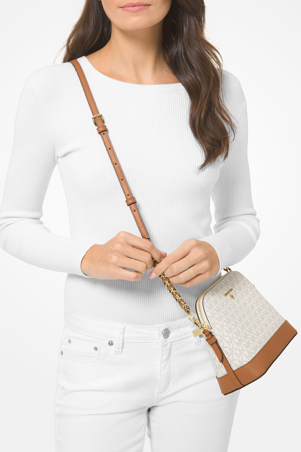 תמונת כל הלוק של Large Logo Dome Crossbody White Monogram Bag MICHAEL KORS